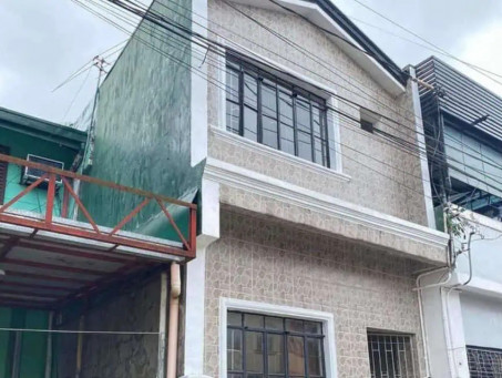 Regency Executive Townhomes