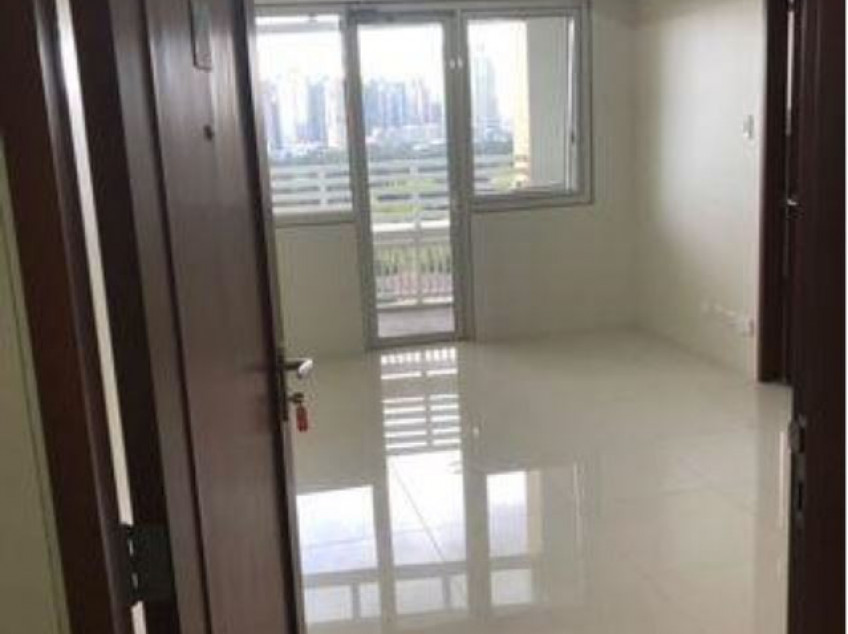 One Wilson Square Greenhills, 61.5 sqm, 2 bedroom, brand new bare for rent