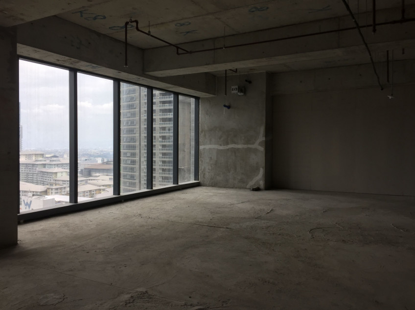 For Lease Newly Turn- Over Office Space in BGC in a High- End Building