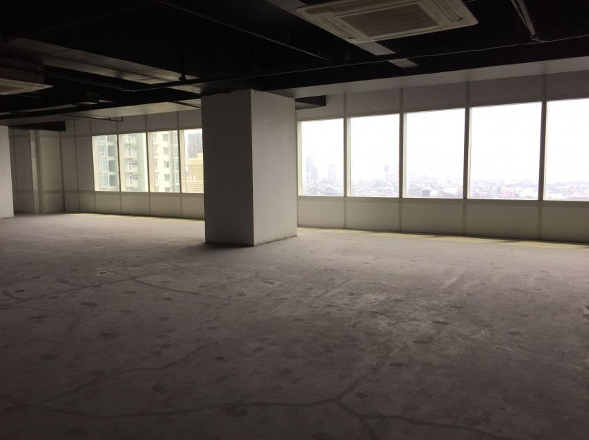For Lease Large Whole Floor Office Space for BPO 24/7 Companies in Uptown BGC
