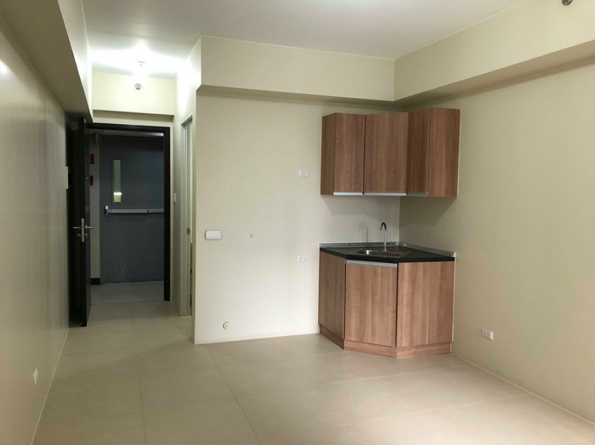 10th Floor Condo Unit facing Amenities for SALE