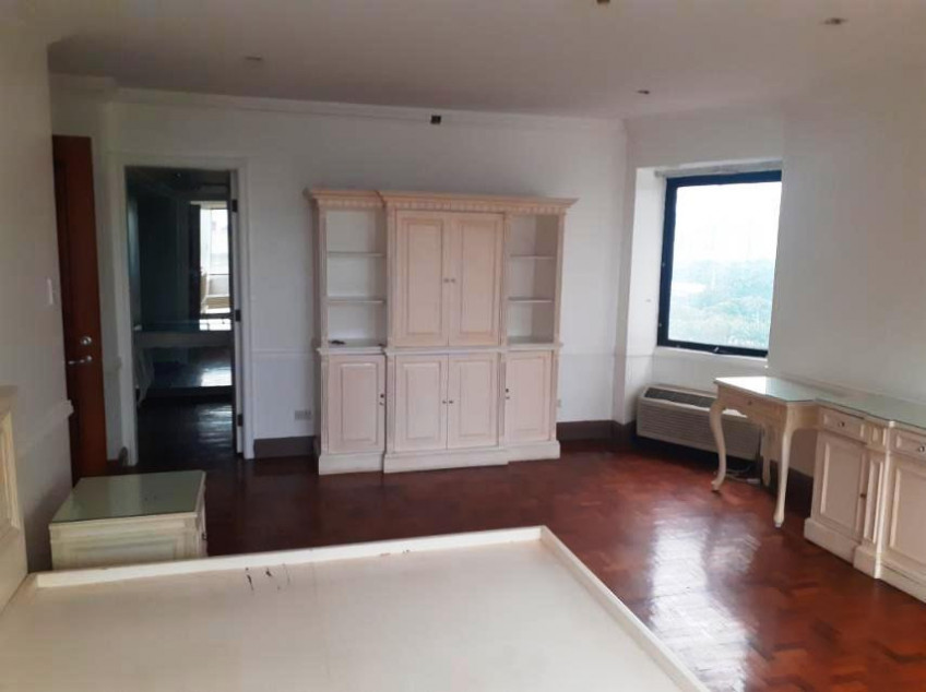 Pacific Plaza - 3BR Condominium For Sale