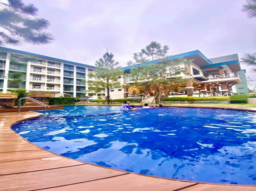 RFO 2 BR Condo with balcony and Drying Cage in Tagaytay | Pine Suites by Crown Asia