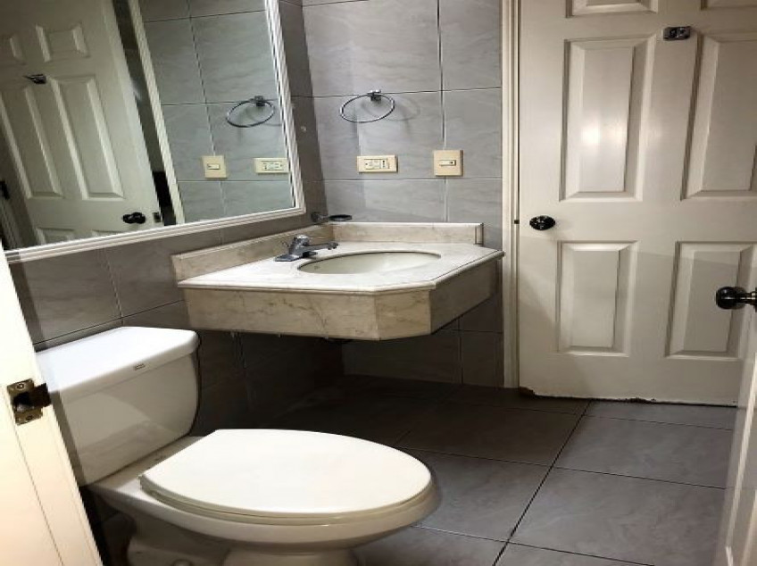 Condo Unit For Rent - 18th Floor at The Regency at Salcedo