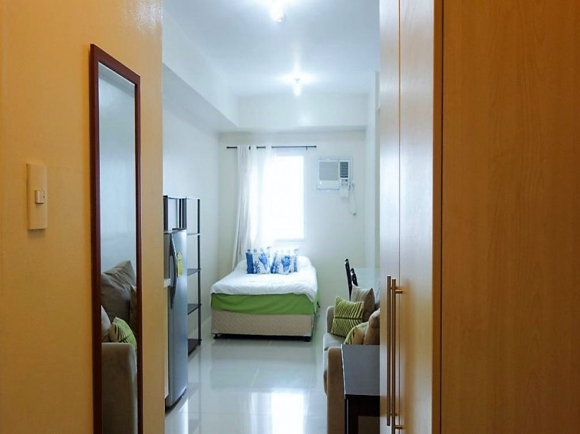 Condo Unit For Rent - 22nd Floor at 2 Torre Lorenzo