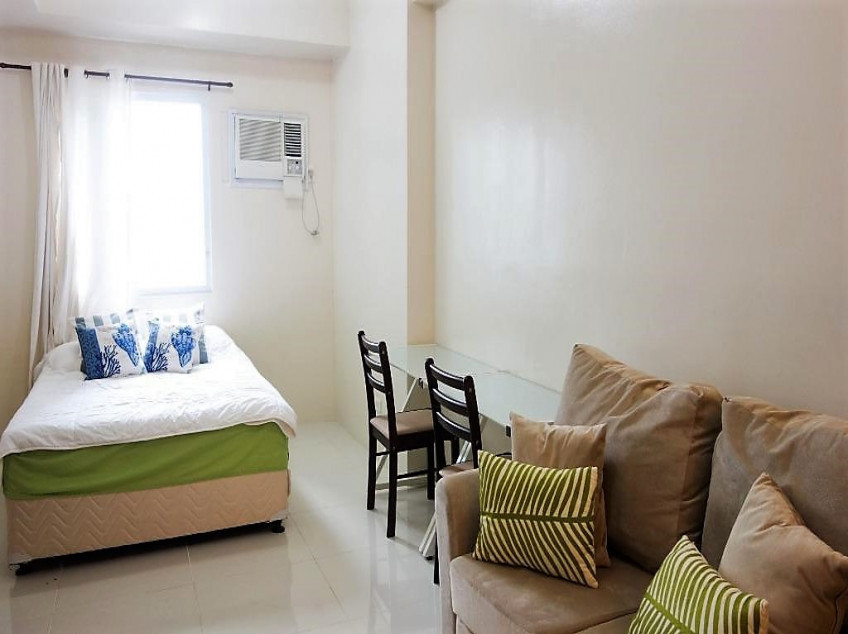 Condo Unit For Rent - 22nd Floor at 2 Torre Lorenzo