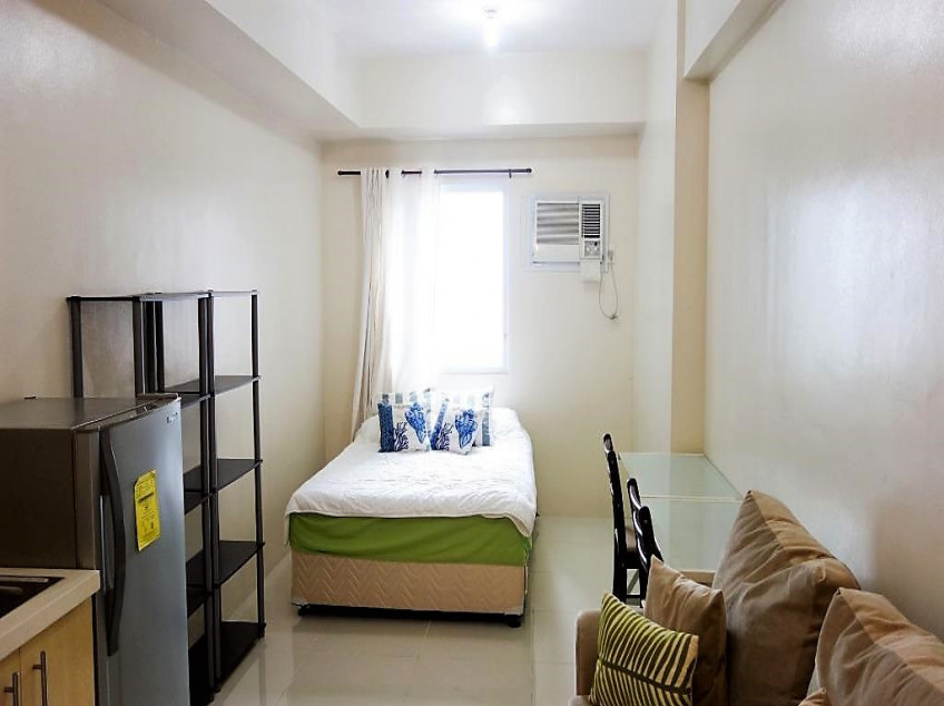 Condo Unit For Rent - 22nd Floor at 2 Torre Lorenzo