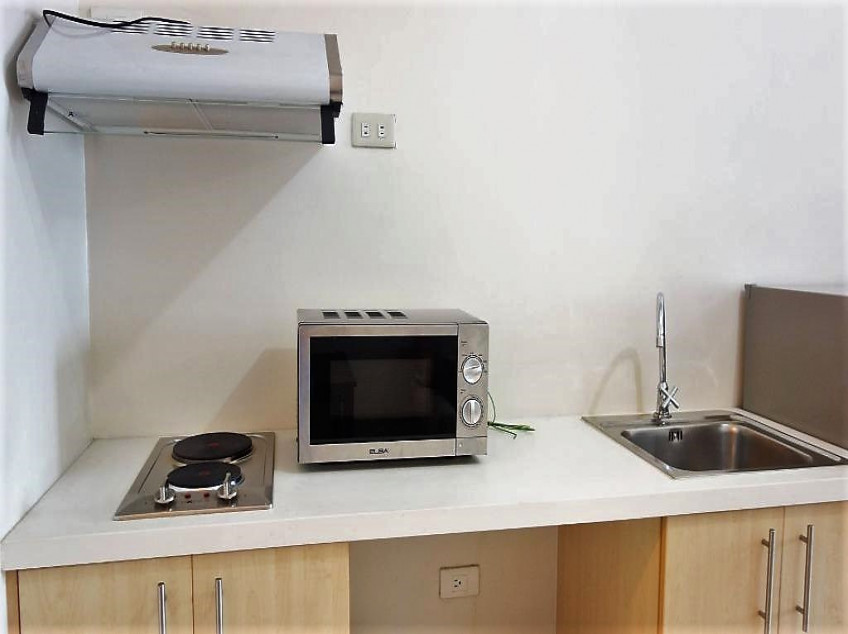 Condo Unit For Rent - 22nd Floor at 2 Torre Lorenzo