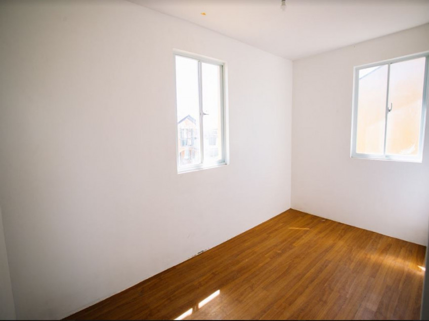 HOUSE AND LOT FOR SALE