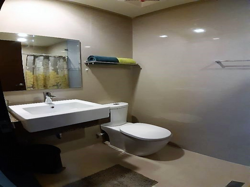 Condo Unit For Rent - 15th Floor at Uptown Ritz