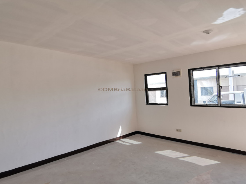 ELENA ROWHOUSE at Empresa Homes Mariveles