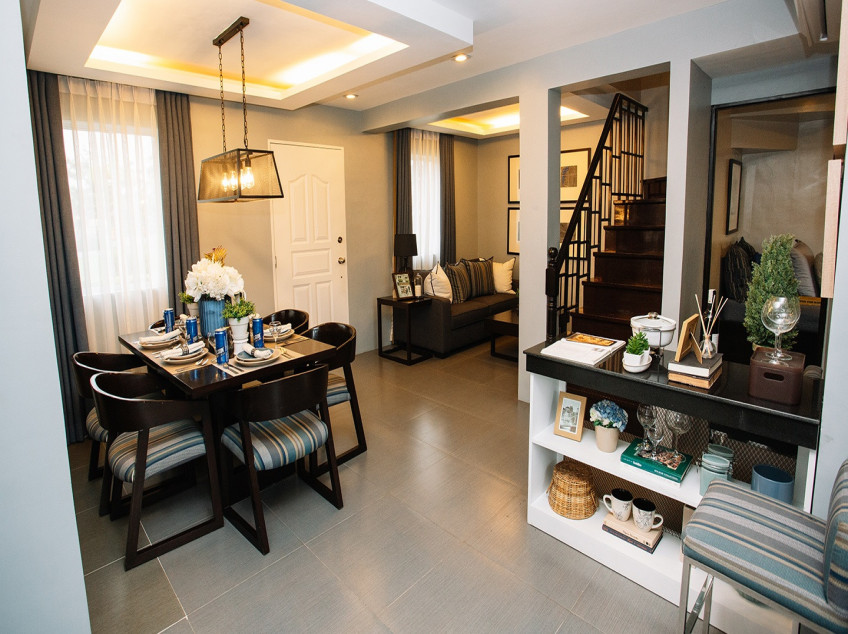 5-bedroom Grande House and Lot For Sale in City of Smiles