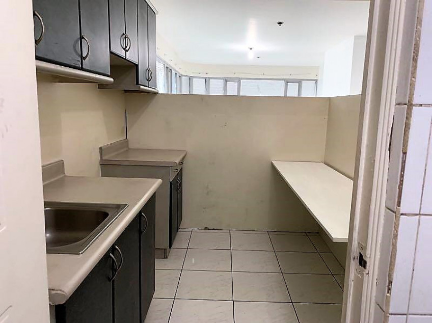 Condo Unit For Rent - 8th Floor at 20 Lansbergh Place