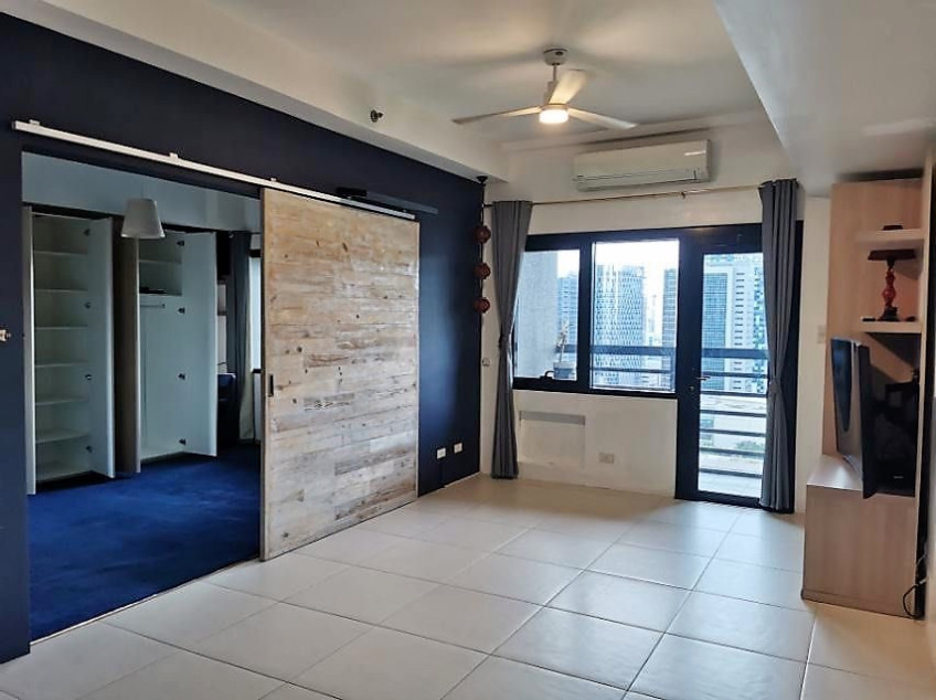 Condo Unit For Rent - 18th Floor at Icon Plaza