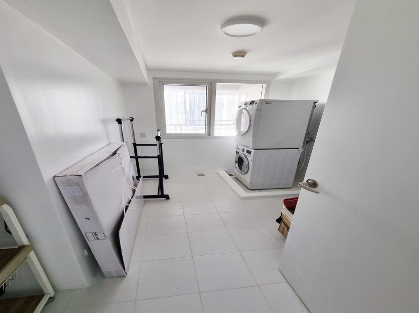 2BR Senta Legazpi Makati 2 Parking Tandem Slots For Sale