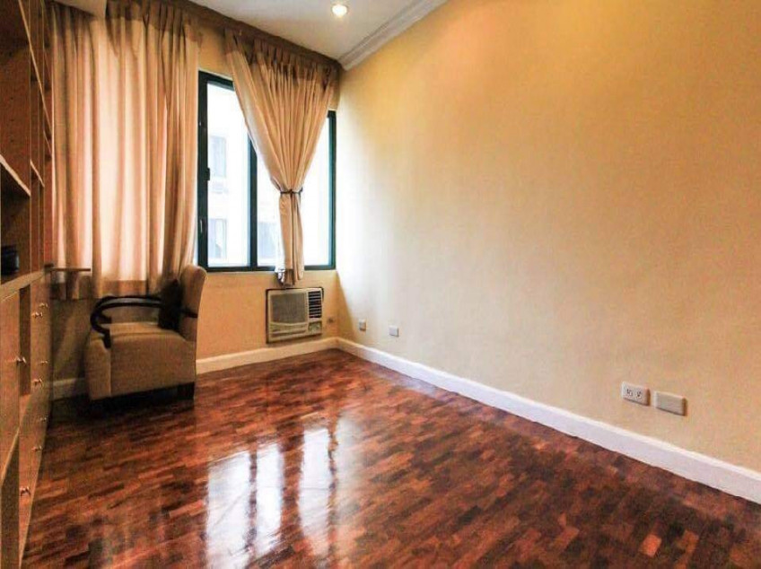 2 Bedroom With Parking For Rent In Ortigas Beside Ayala 30th Mall