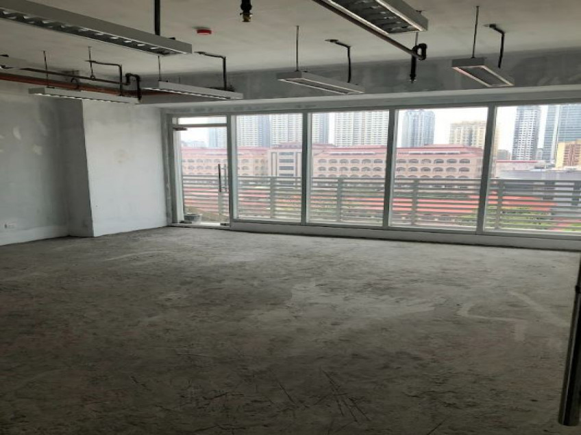 25sqm Office Space near PGH For Sale