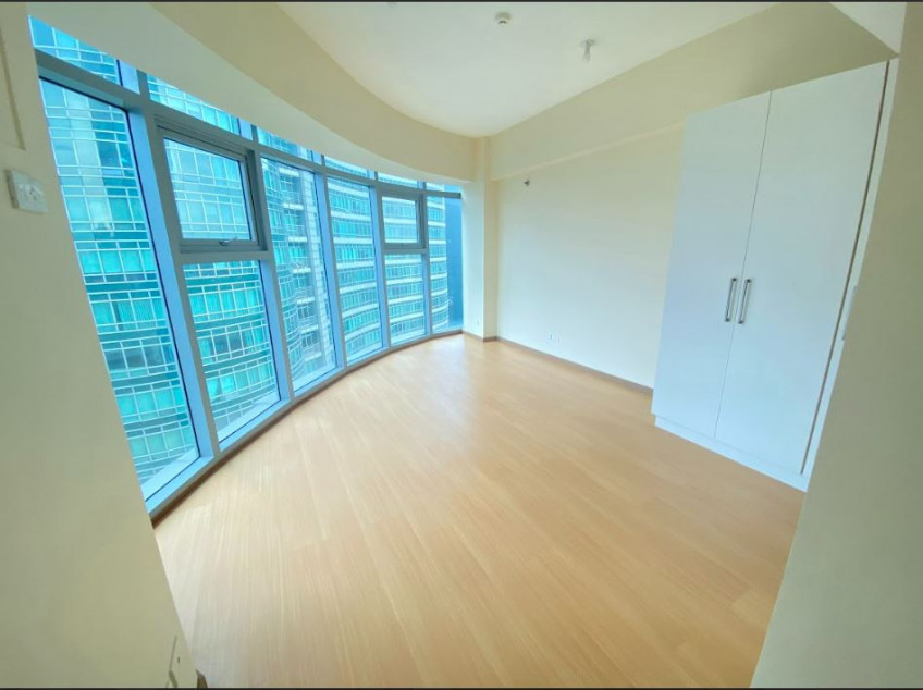 126 sqm Condo Unit For Sale in BGC