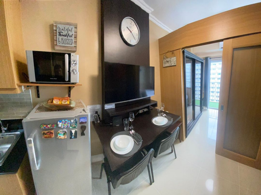 1 Bedroom Condo Fully Furnished Unit