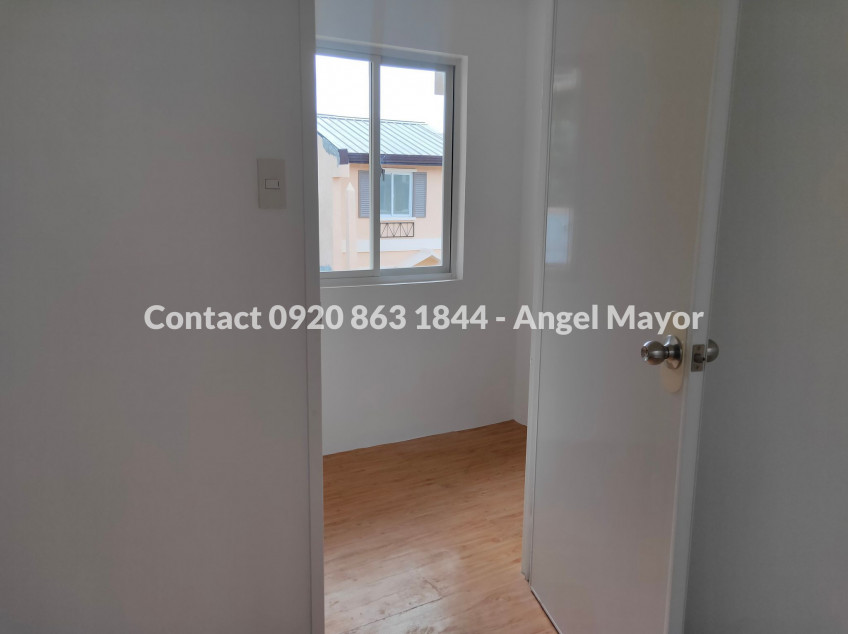 Camella Mandalagan 3Bedrom Laila Townhouse For Sale House and Lot in