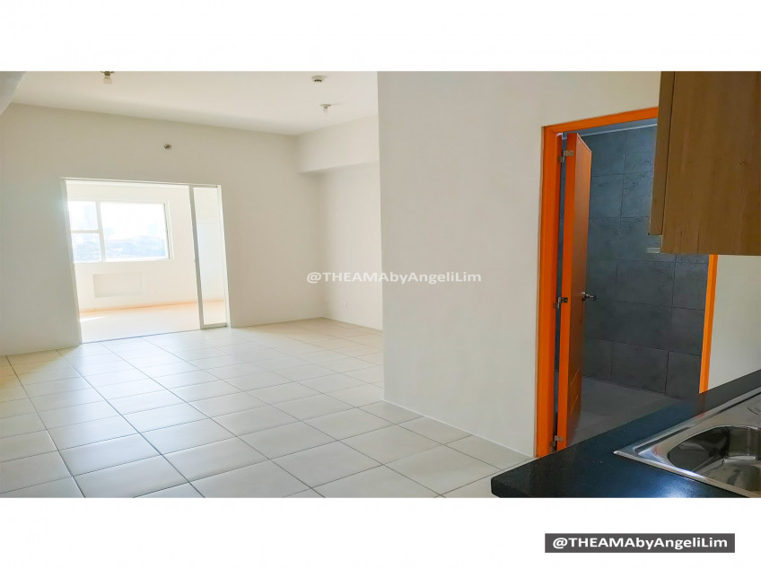 12S 38 sqm. High Rise Condo Clean 1BR Studio for Rent with Kitchen & CR Ortigas / Mandaluyong
