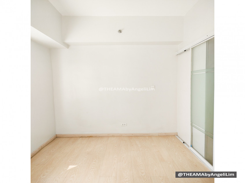 12S 38 sqm. High Rise Condo Clean 1BR Studio for Rent with Kitchen & CR Ortigas / Mandaluyong