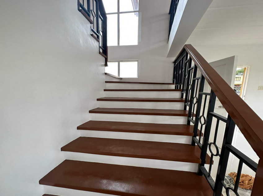 Camella Bacolod 5 Bedroom House with Carport & Balcony For Sale