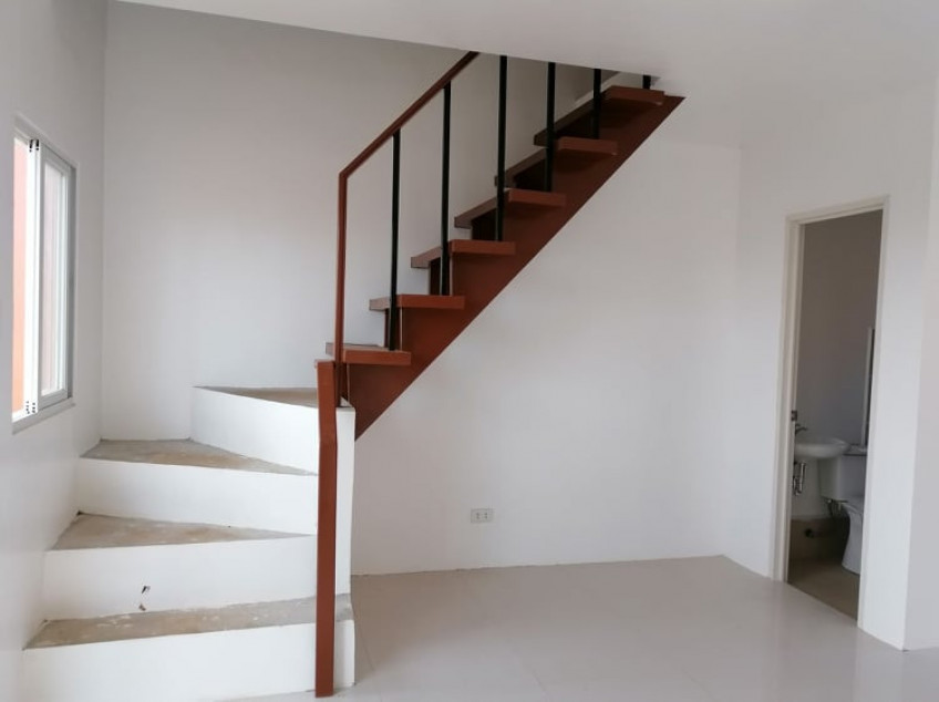 2BR HOUSE AND LOT FOR SALE IN PILI