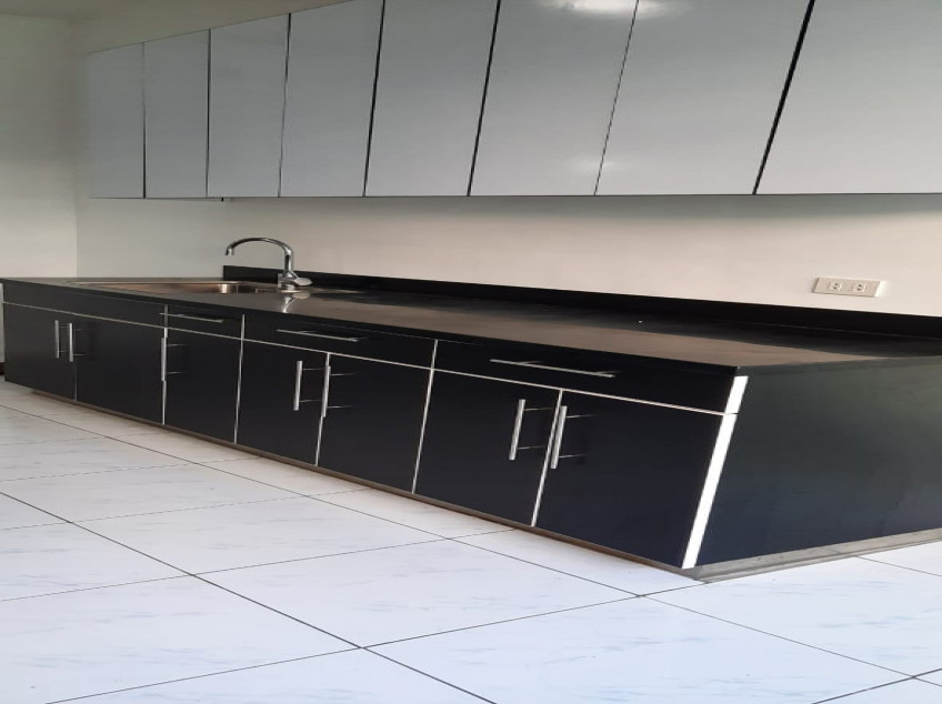 Rush Sale Office Space in Salcedo Square