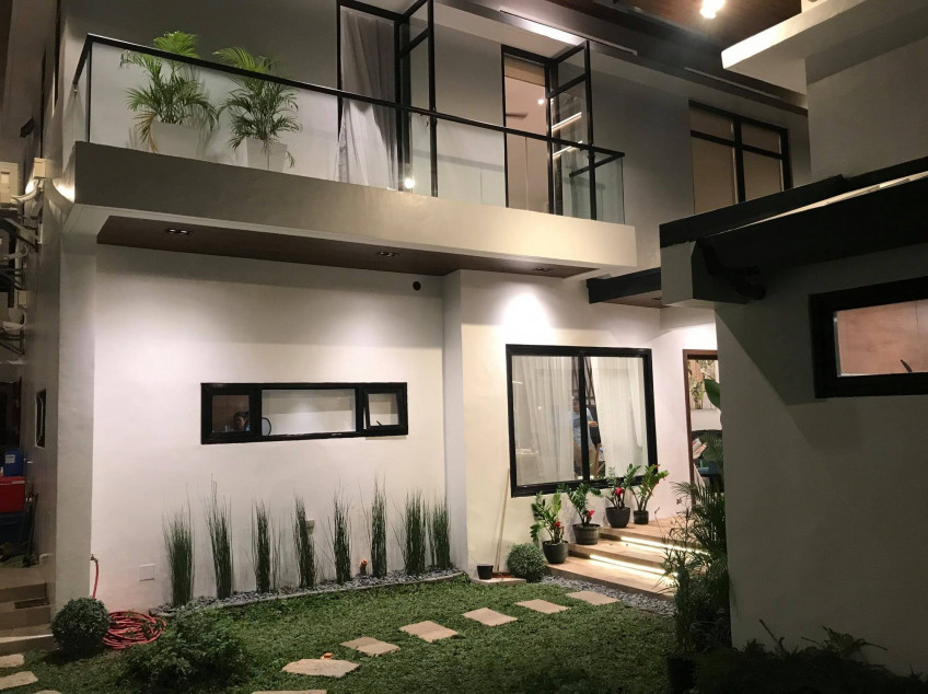 Fully Furnished Modern House for Rent in Alabang