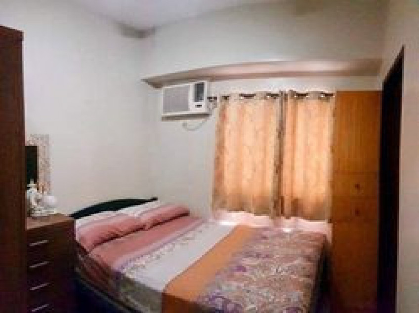 2 BED, 2 BATH, FULLY FURNISHED CONDO C/W PARKING SPACE , 42 SQ  IN CHATEAU ELYSEE, PARANAQUE