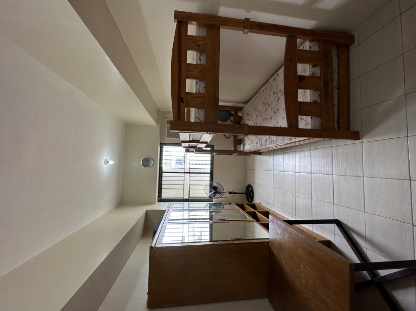 RUSH SALE! 23 sqm Studio Type CONDOminium Unit at Crown Tower University Belt