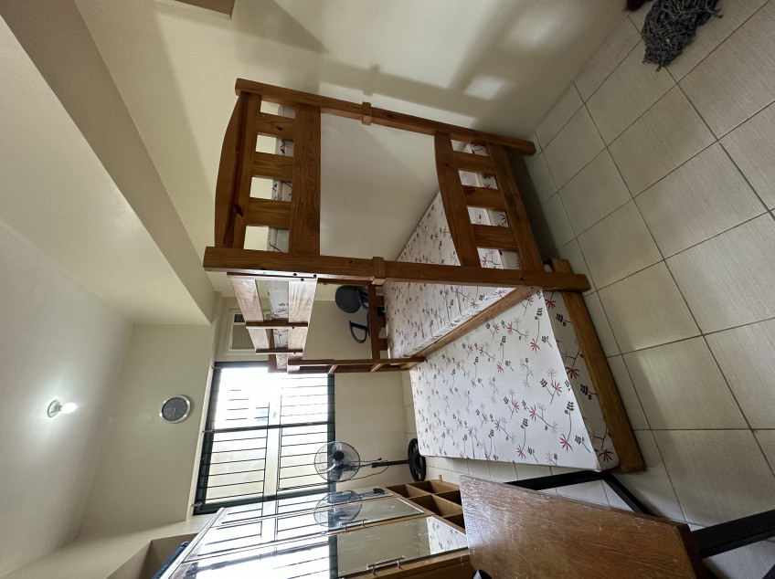 RUSH SALE! 23 sqm Studio Type CONDOminium Unit at Crown Tower University Belt