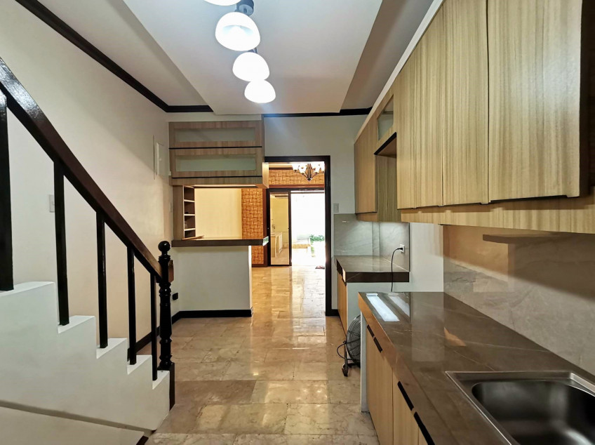 BF Resort House with 25 sqm lot at the back