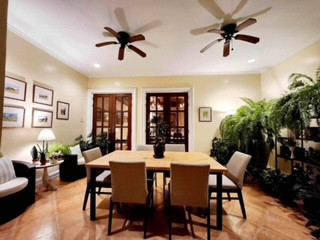 Villa in the City of Angeles