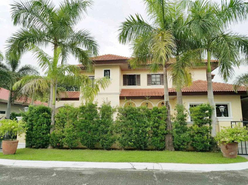 Spacious Mediterranean Mansion in Angeles City