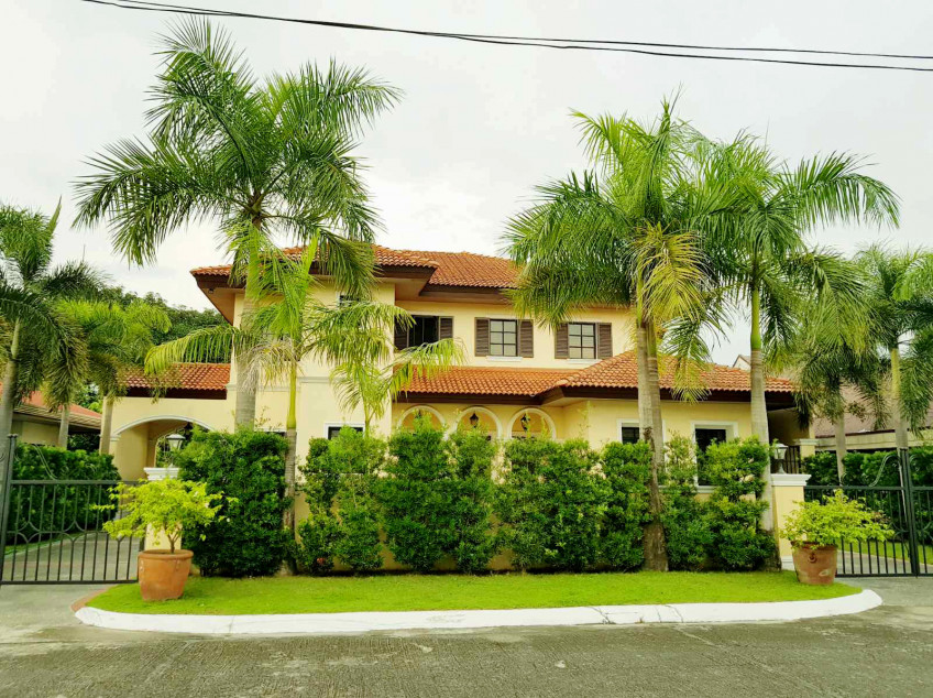 Spacious Mediterranean Mansion in Angeles City