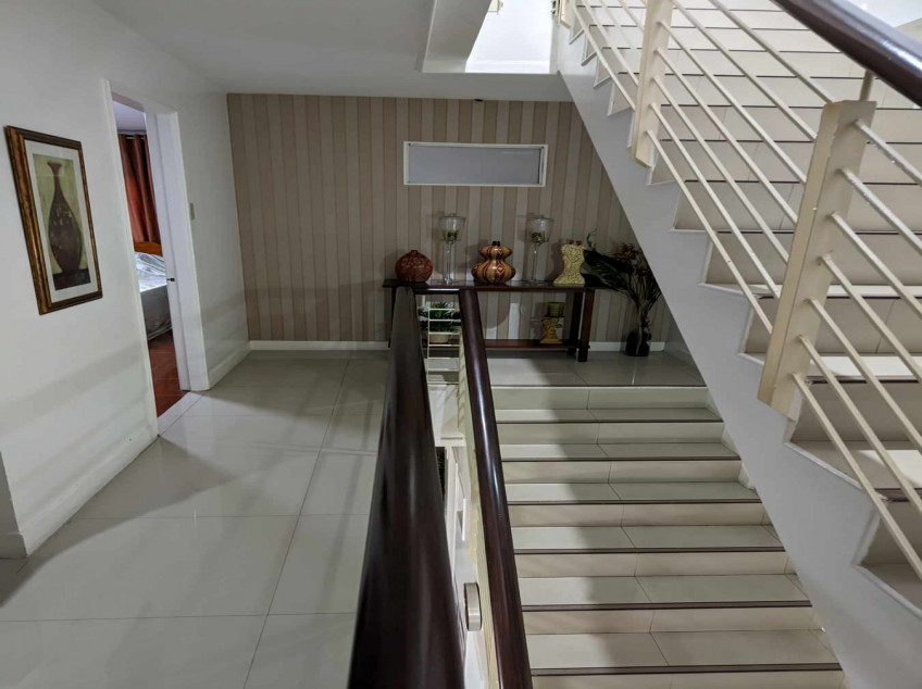 3 Storey Townhouse for sale in Cubao Newly Renovated End Unit