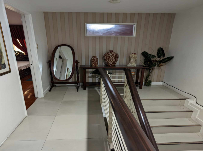 3 Storey Townhouse for sale in Cubao Newly Renovated End Unit