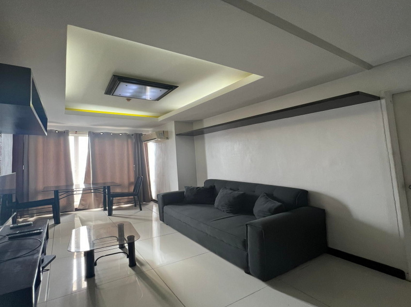 1 BR w/ balcony For Sale facing Manila Bay near UP  Manila