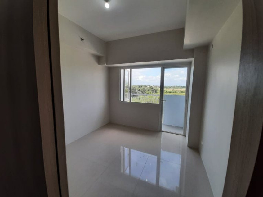 Furnished 1BR Condo w/ Balcony