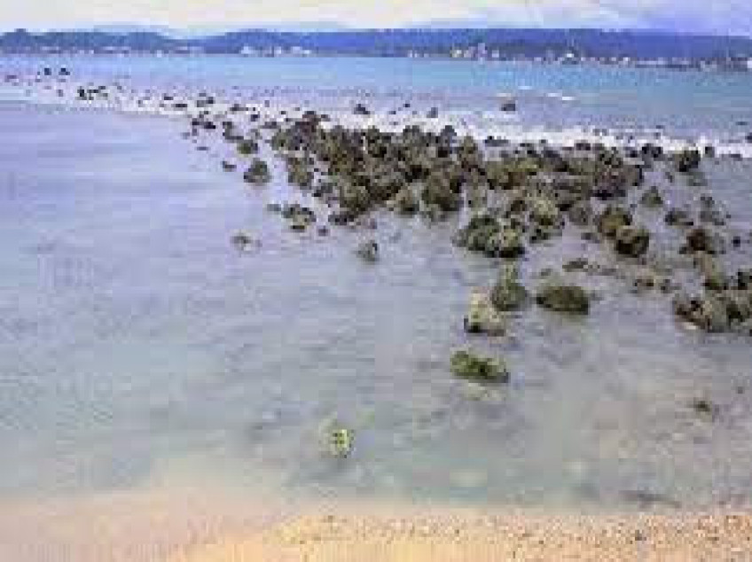 Beach front at Quirino, Bacnotan