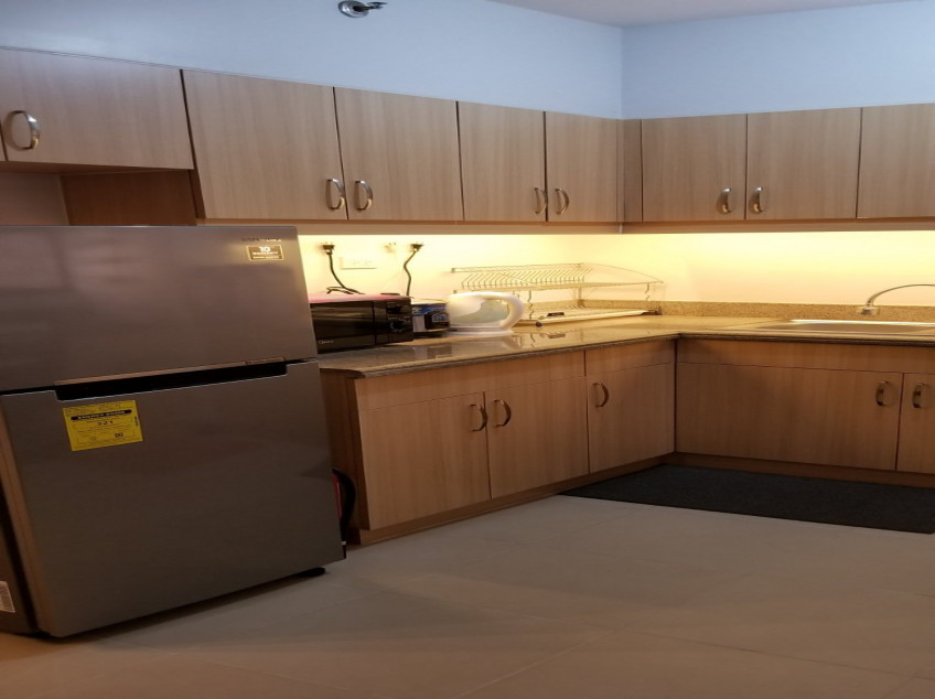 Alea Residences 2bdrm with Parking. Fully-furnished