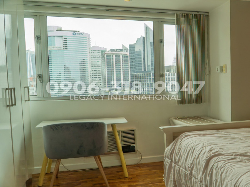 Rush Sale! 1BR Condo IN Oriental Garden, Makati