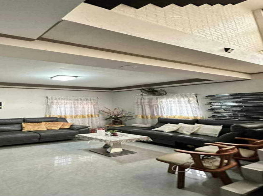 House and Lot For Sale in Calamba Laguna (Near Letran)