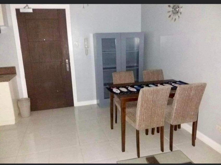 Fully furnished 1B condo in Mandaluyong