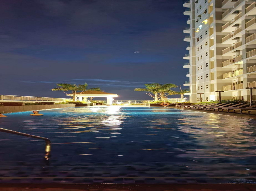 GLAM RESIDENCES 1 BR W/ BALCONY ALONG EDSA KAMUNING BESIDE GMA 7 TOWER