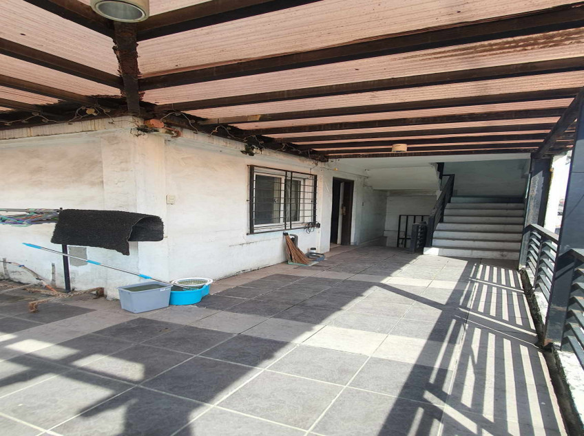 3-STOREY 7-BEDROOM HOUSE & LOT FOR SALE in Brgy Wawa, Taguig City