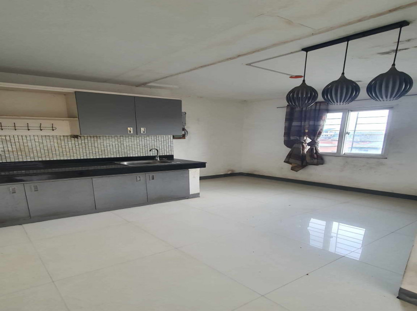 3-STOREY 7-BEDROOM HOUSE & LOT FOR SALE in Brgy Wawa, Taguig City