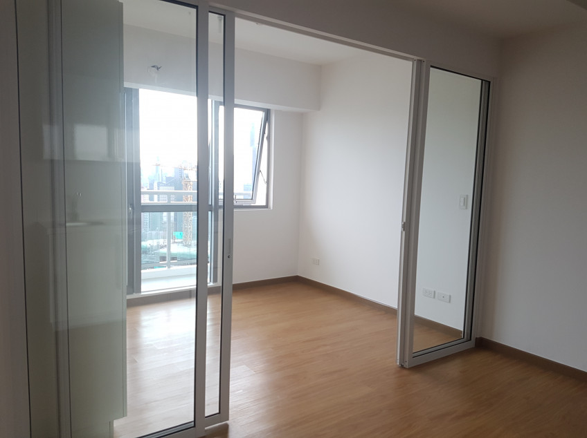 1-bedroom for Rent Rockwell Makati Mandaluyong